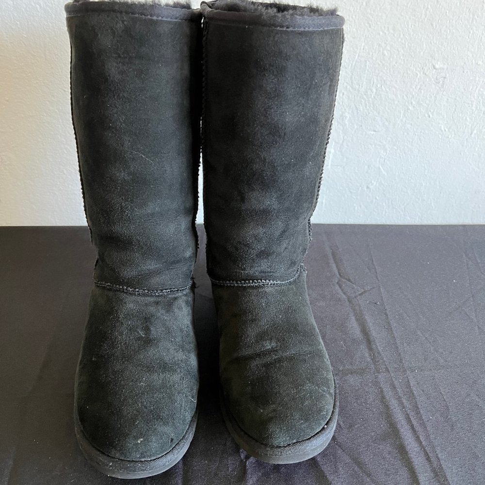 Tall Black UGG's